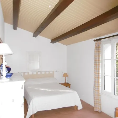 6 Pers A Avec Acces Direct A La - Animaux Bienvenus - Fr-1-823-51 Holiday home